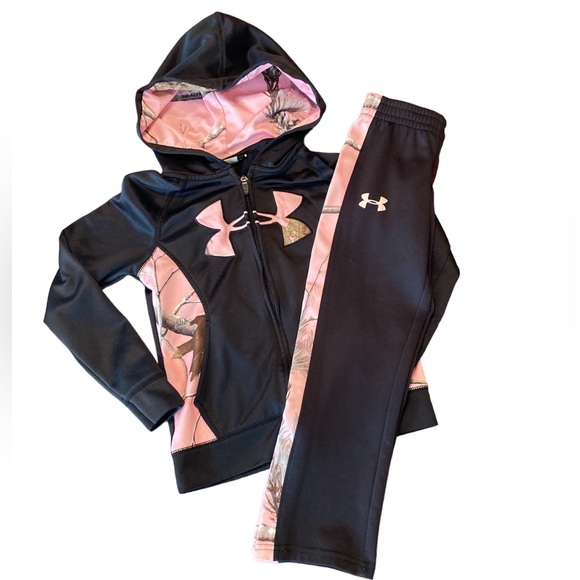 Under Armour Other - UNDER ARMOUR 2 pc Jogger Set - Girls jacket 6X, Pant 5 (fits like 6)